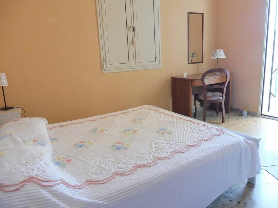 Appartamento In Villa A 100 Metri Dal Mare Fontane Bianche Esterno foto